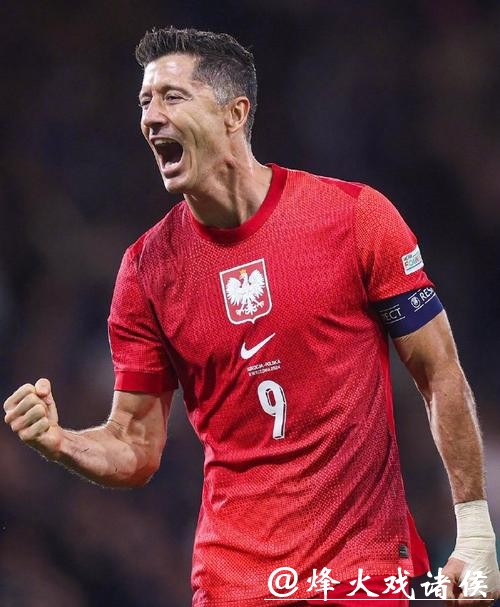 德甲-莱万2球库鸟传射 拜仁主场4比0轻取科隆 德甲-莱万2球库鸟传射 拜仁主场4比0轻取科隆