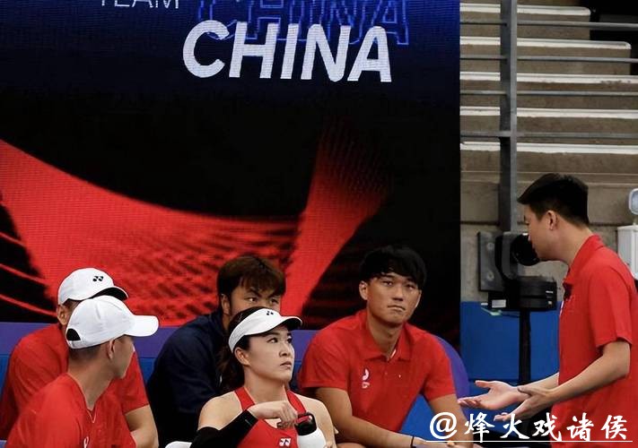 大逆转!中国队2-1击败比利时队 联合杯小组赛开门红 大逆转!中国队2-1击败比利时队 联合杯小组赛开门红